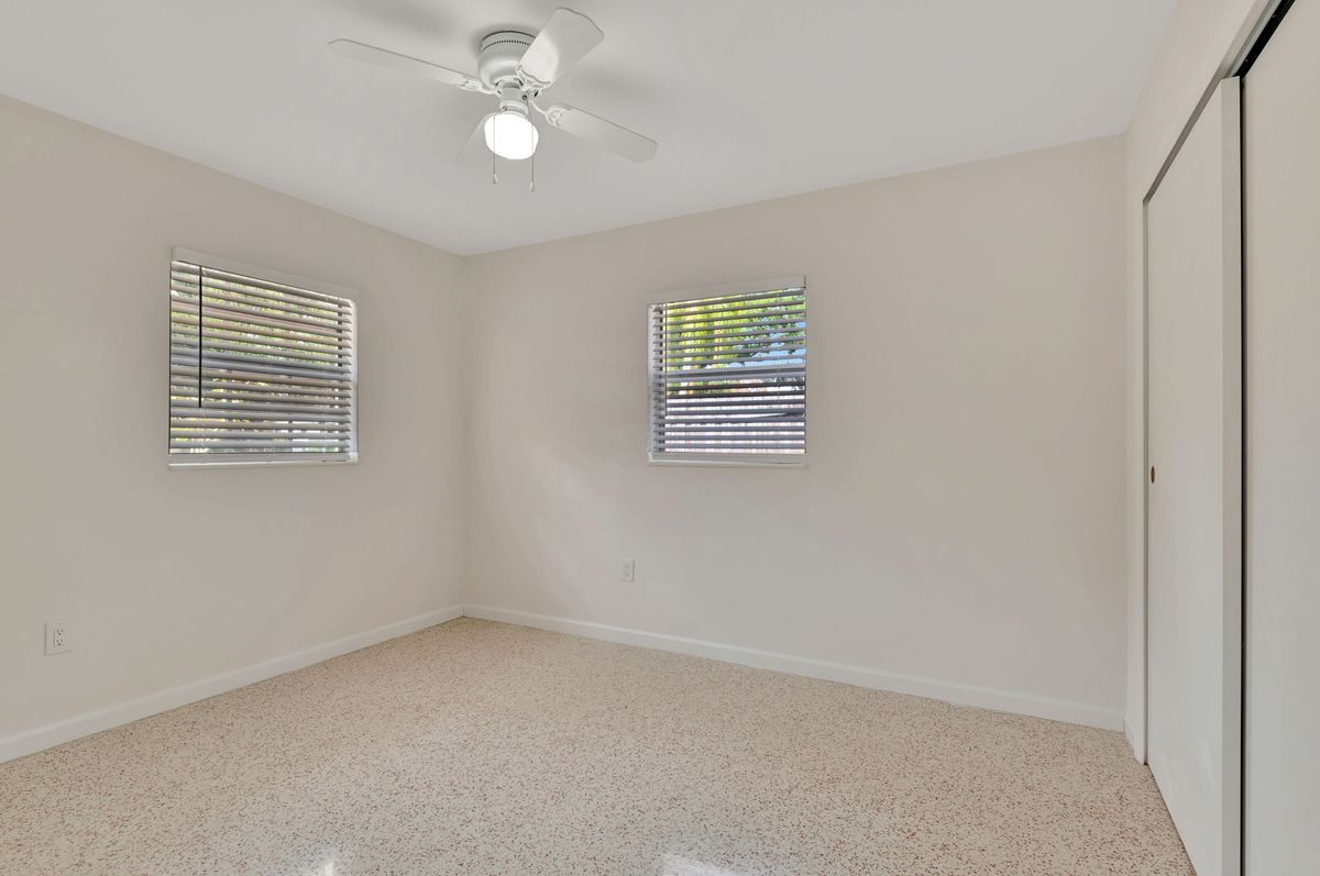 Building Photo - 4714 W Vasconia St