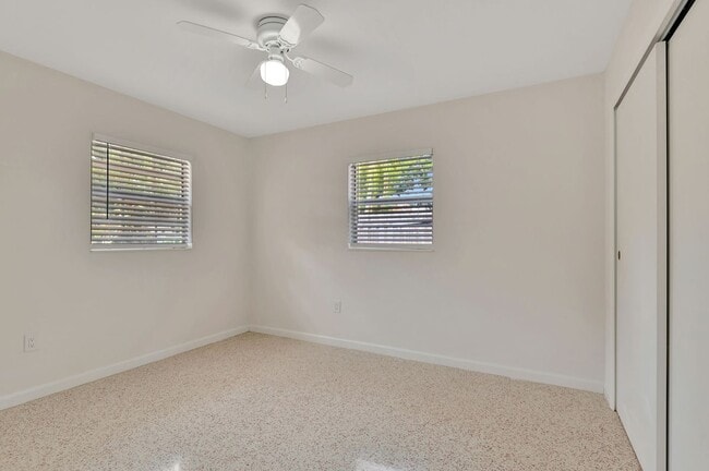 Building Photo - 4714 W Vasconia St