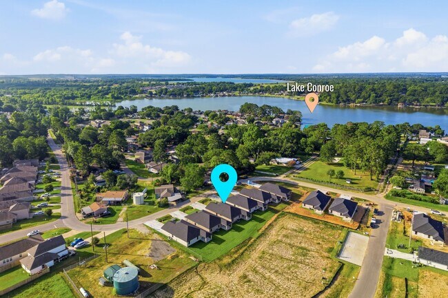 Building Photo - 13134 Lake Conroe Bay Rd