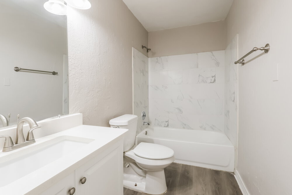 Building Photo - 25106 Lynbriar Ln