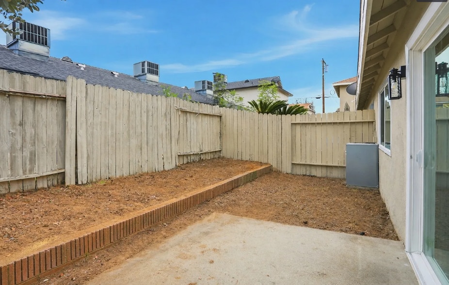 Building Photo - 840 Bonita Ave