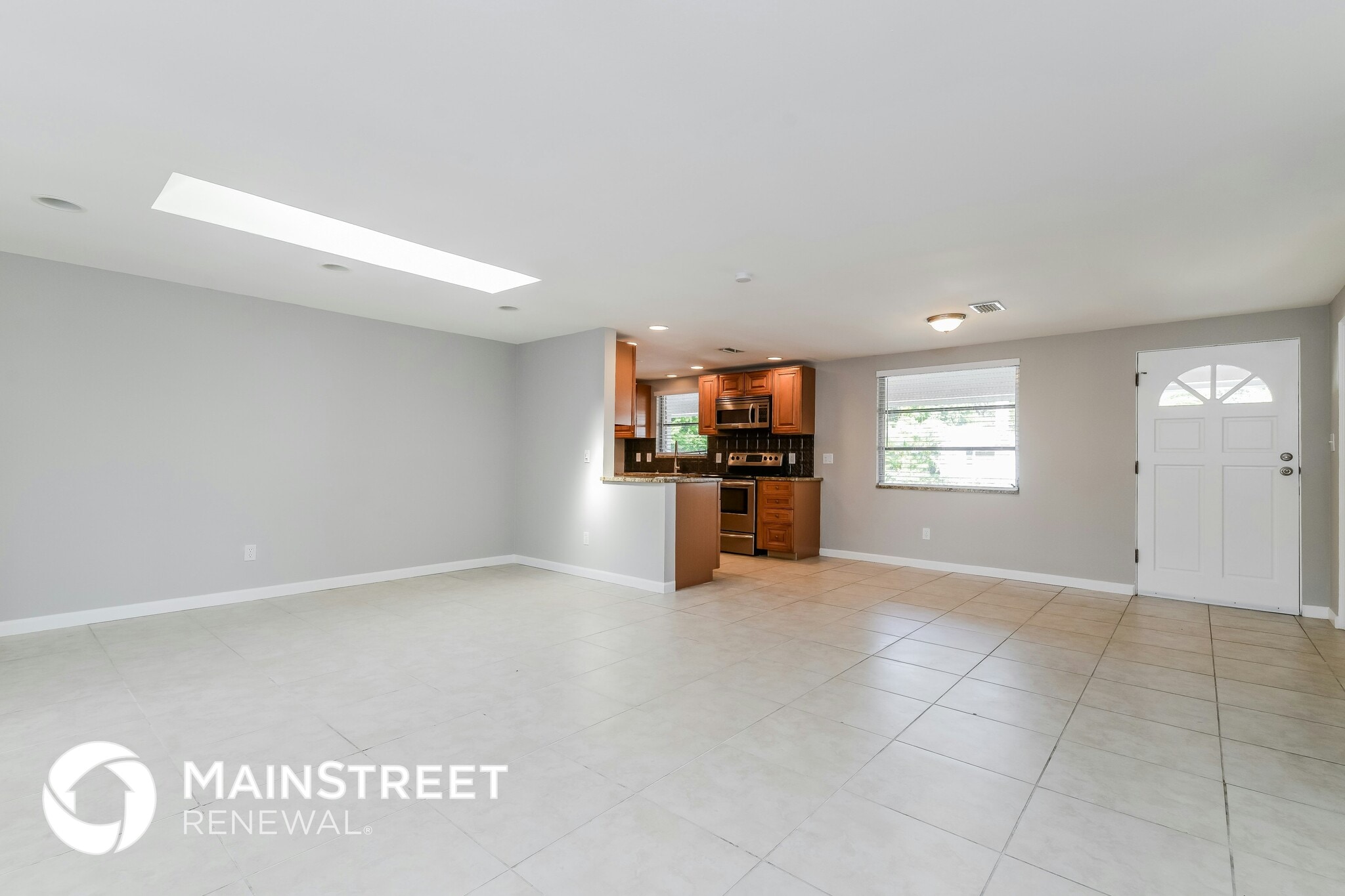 Building Photo - 2652 White Sands Dr