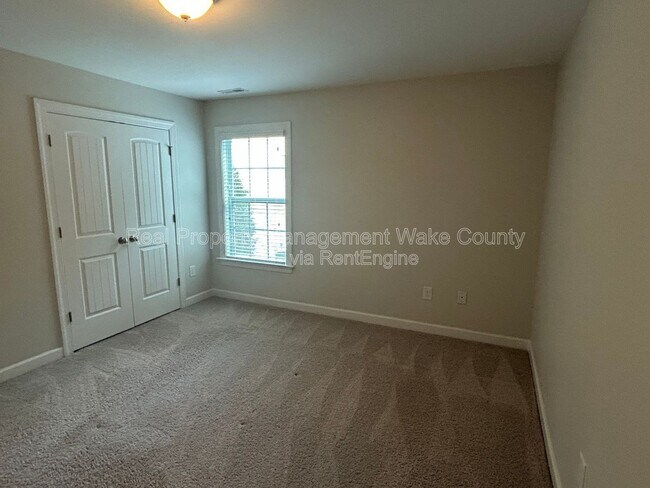 Building Photo - 142 Bexley Way