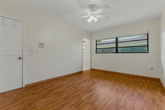Building Photo - 17900 SW 77th Ave