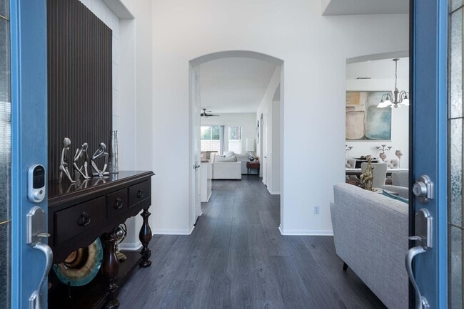 Building Photo - 49534 Lewis Rd