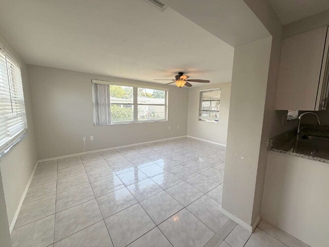 Building Photo - 5706 Chipper Dr