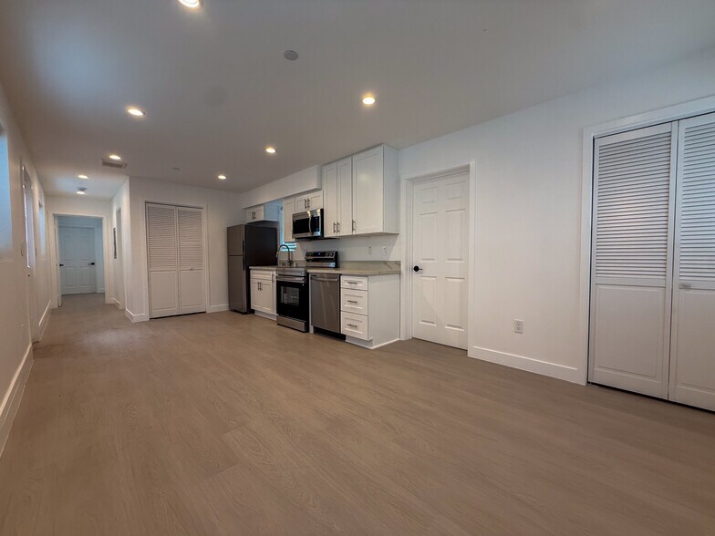 Building Photo - 6030 Colfax Ave