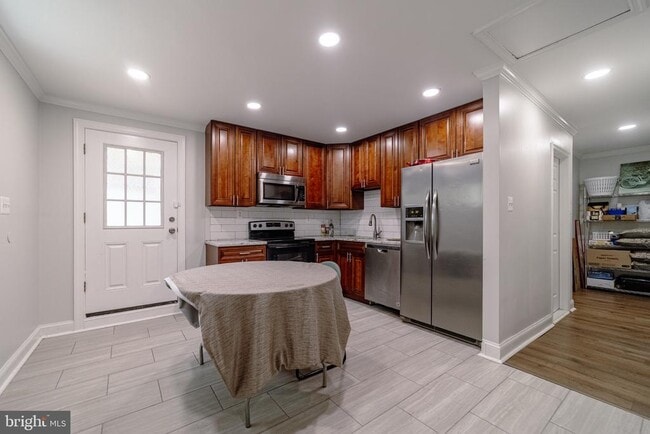 Building Photo - 15218 Nottingham Dr