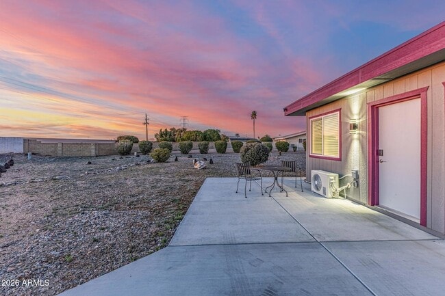 Building Photo - 11210 W Pueblo Ct