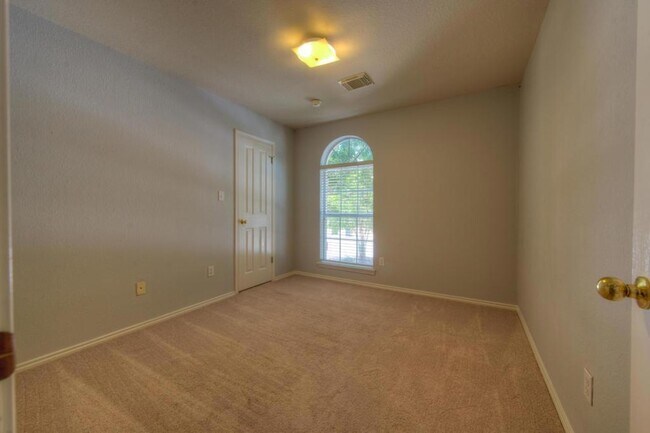 Building Photo - 12610 Mcnelly Trail