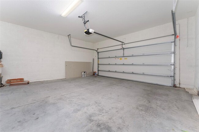 Building Photo - 520 Overpool Ave