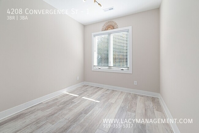 Building Photo - 4208 Convergence St