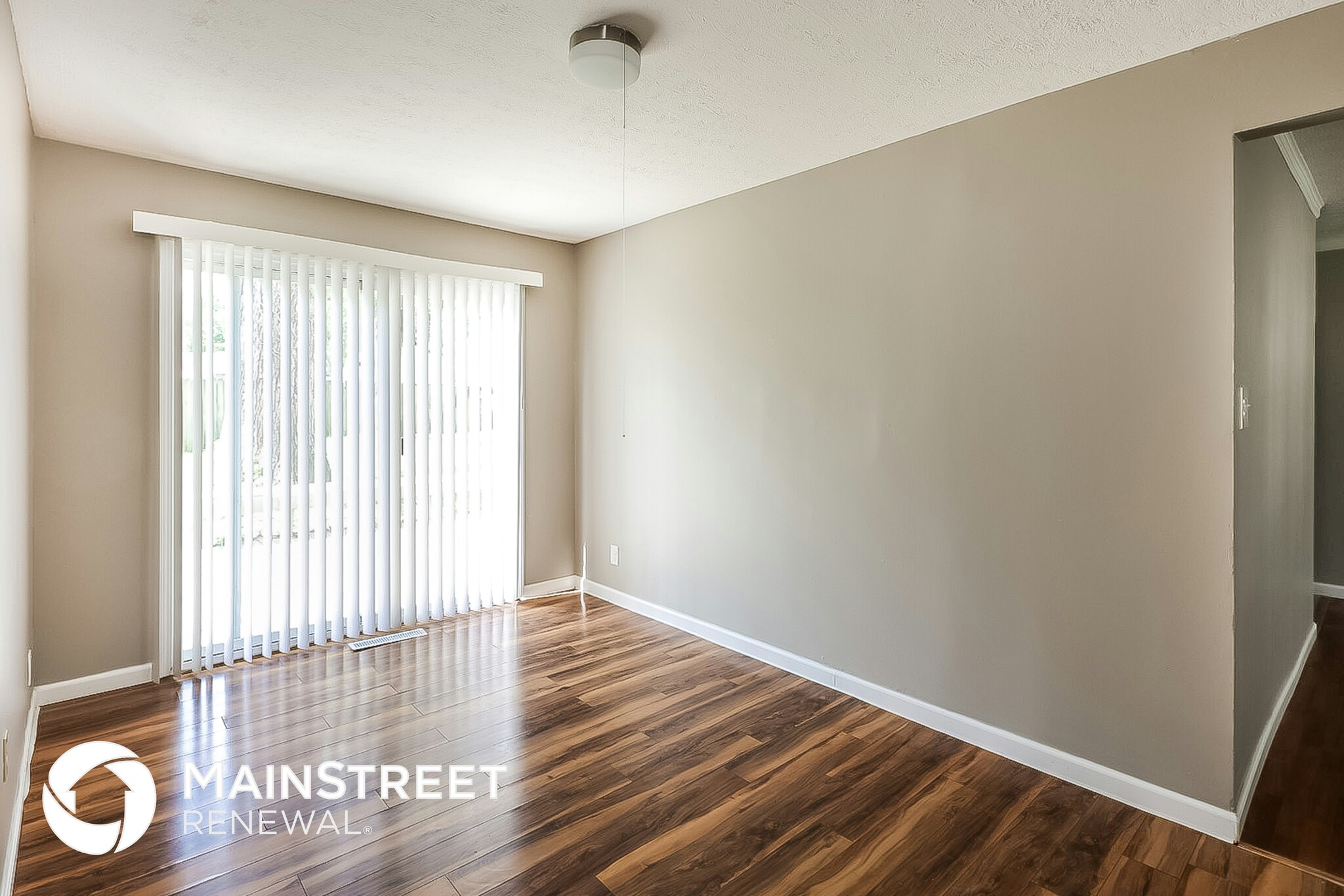 Building Photo - 4371 Beechgrove Dr