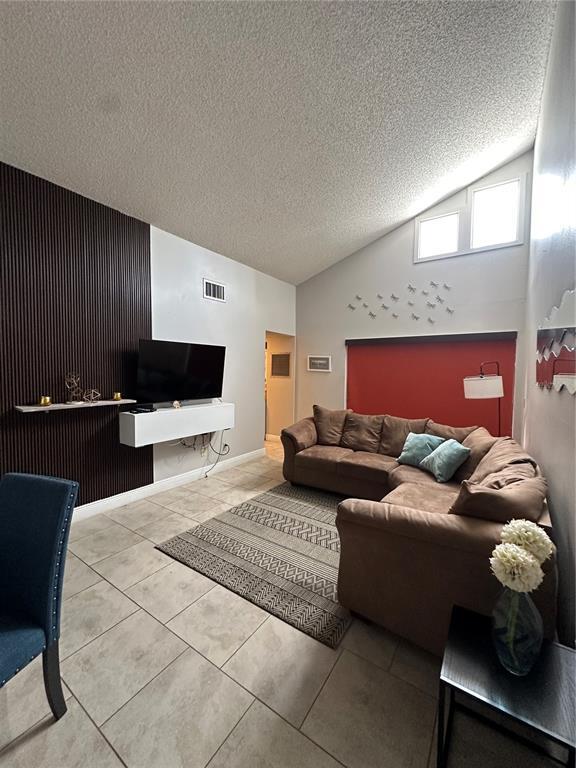 Building Photo - 3766 Southpointe Dr