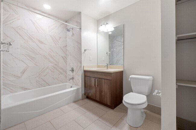 Building Photo - 100 Marshall St