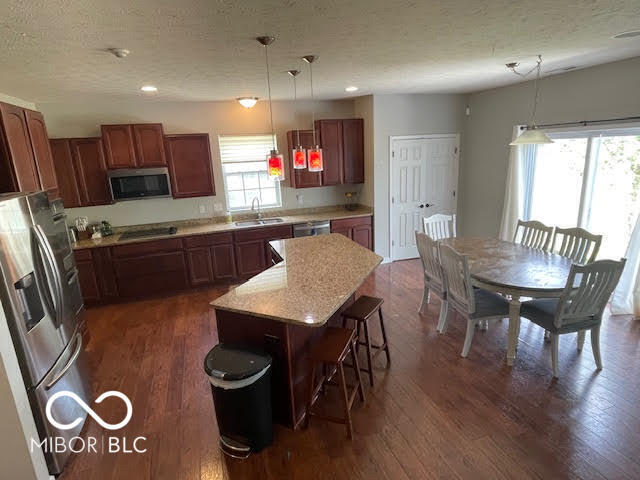 Building Photo - 6112 Sugar Maple Dr