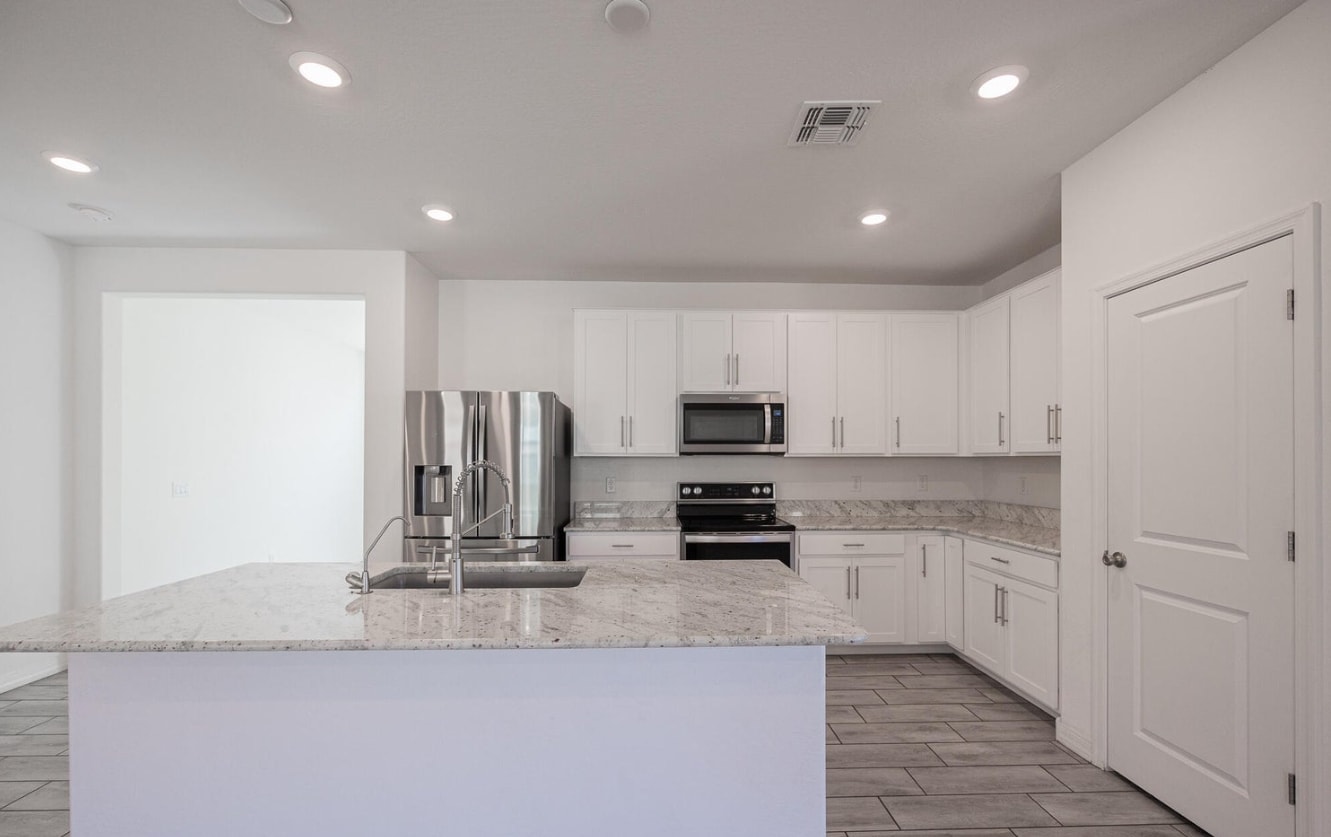 Building Photo - 5726 S 30th Gln