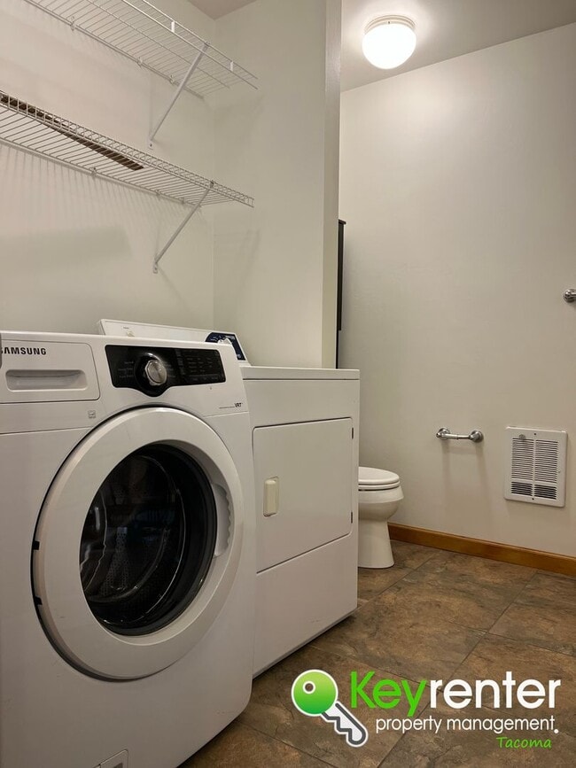 Building Photo - Discover Your Perfect Home: Modern Comfort...