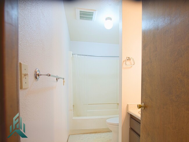 Building Photo - 6295 Weldon Ct SW
