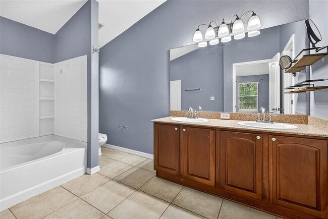Building Photo - 6745 Breezy Palm Dr