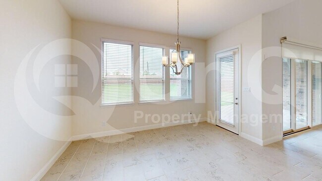 Building Photo - 333 ELK Dr