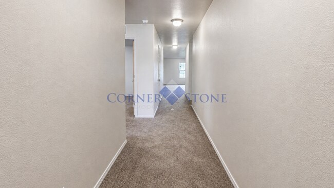 Building Photo - $500 OFF FIRST MONTHS RENT! MOVE IN TODAY!