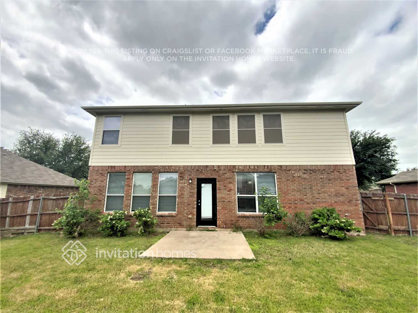 Building Photo - 1116 Sweetwater Dr