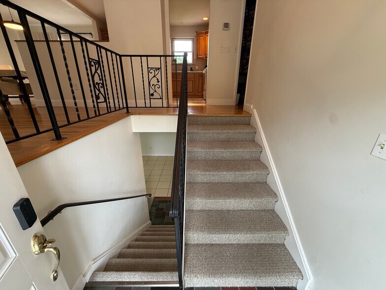 Building Photo - 1270 NY-38B