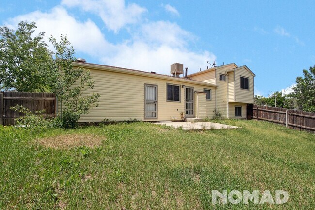 Building Photo - Charming 3BR House in Aurora