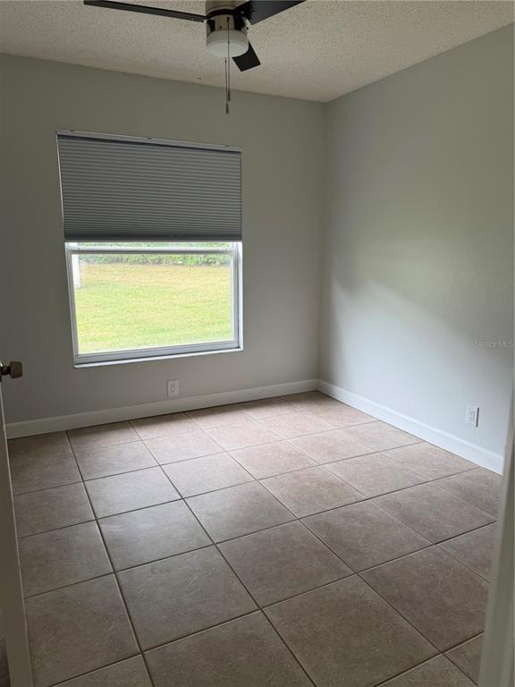 Building Photo - 6409 Golden Leaf Ct