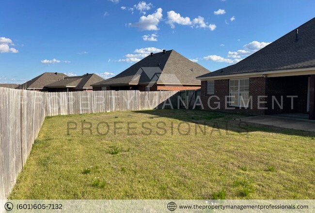 Building Photo - Charming 3BR/2BA Brick Home in Wellington ...