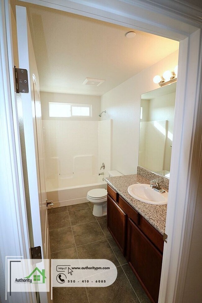 Building Photo - 674 Mission De Oro Dr
