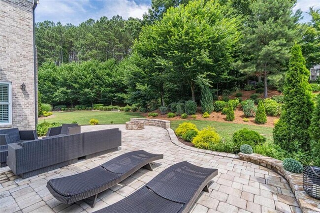 Building Photo - 829 Adler Ct