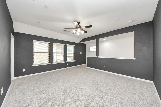 Building Photo - 17010 Upper Ridge Ln