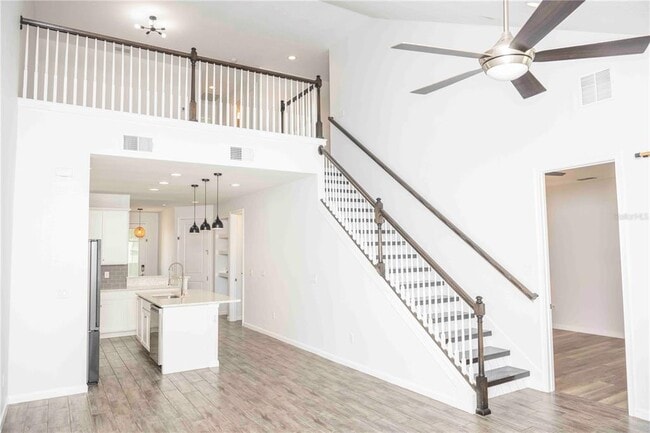 Building Photo - 11737 Brookside Dr