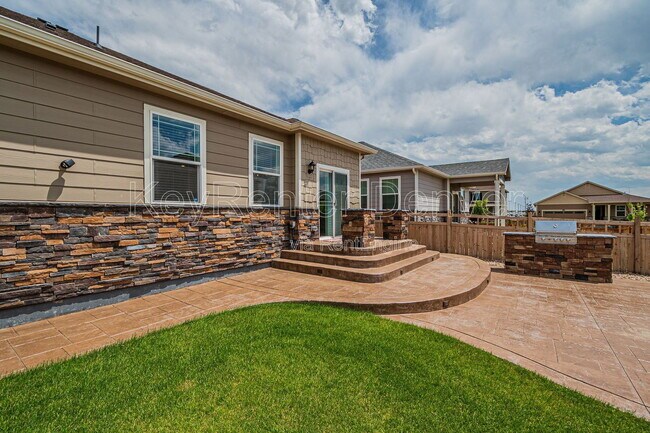 Building Photo - 6037 N Halifax Ct