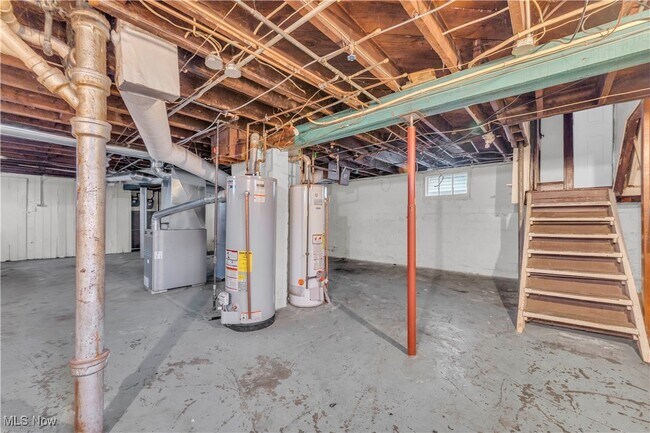 Building Photo - 2101 Elbur Ave