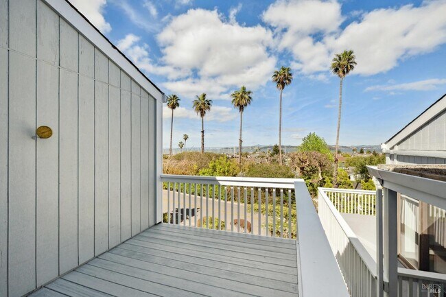 Building Photo - 31 Antilles Way