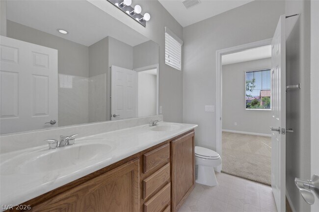 Building Photo - 7987 Home Light St