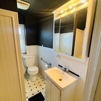 Building Photo - 12 Endicott St