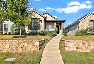 Building Photo - 8157 Mdw Vly Dr