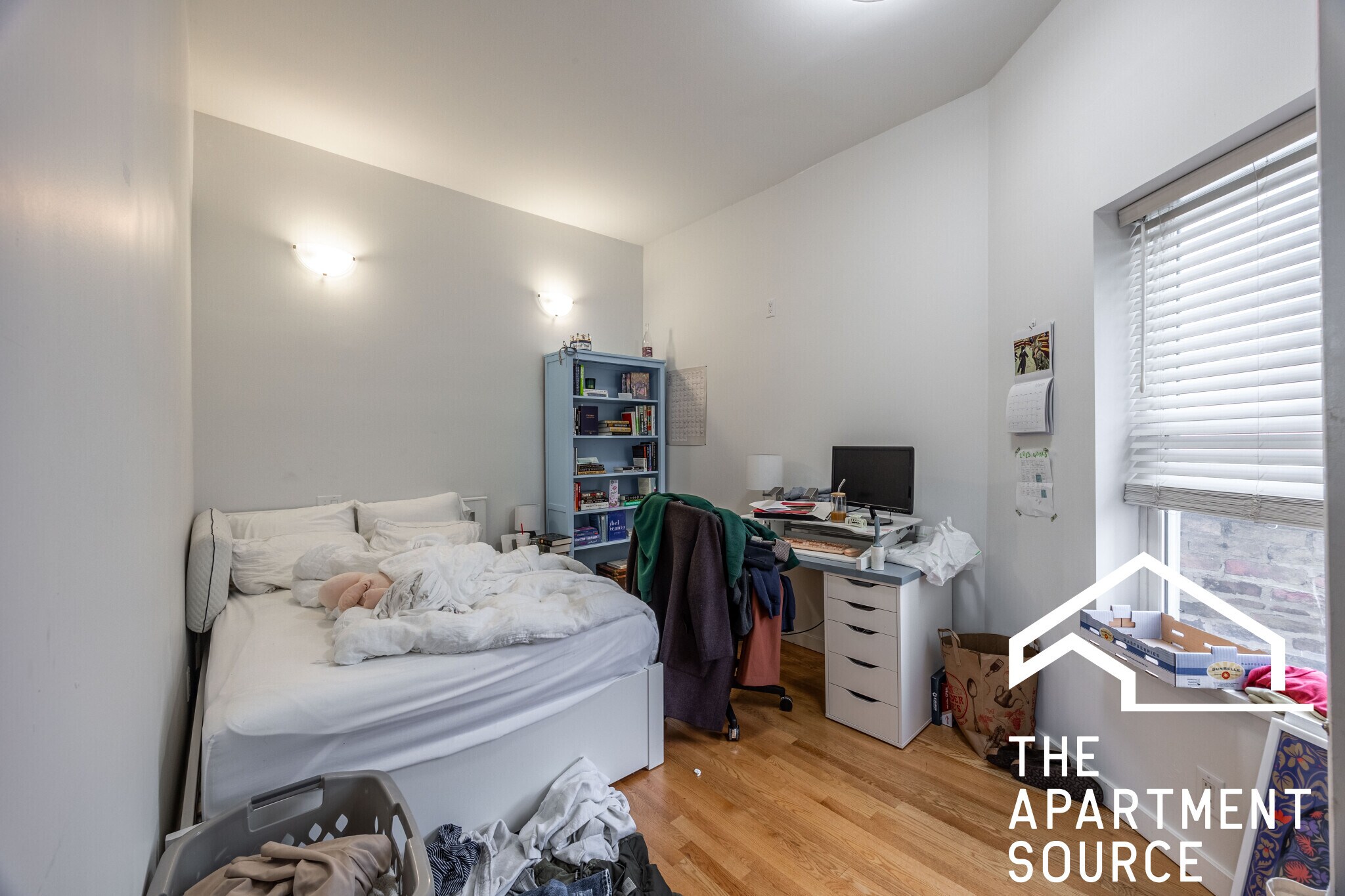 Building Photo - 1808 W Grand Ave