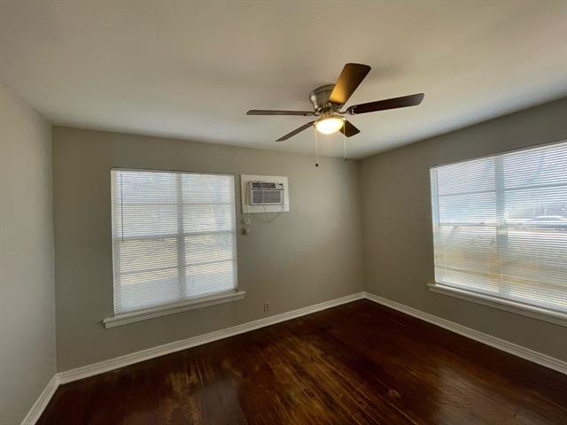 Building Photo - 815 Dugan St