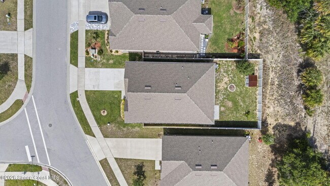 Building Photo - 548 Coyote Dr