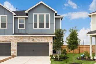 Building Photo - 5518 Amber Brook Ln