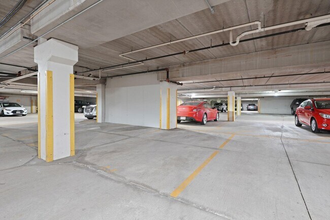 Building Photo - 141 Main St