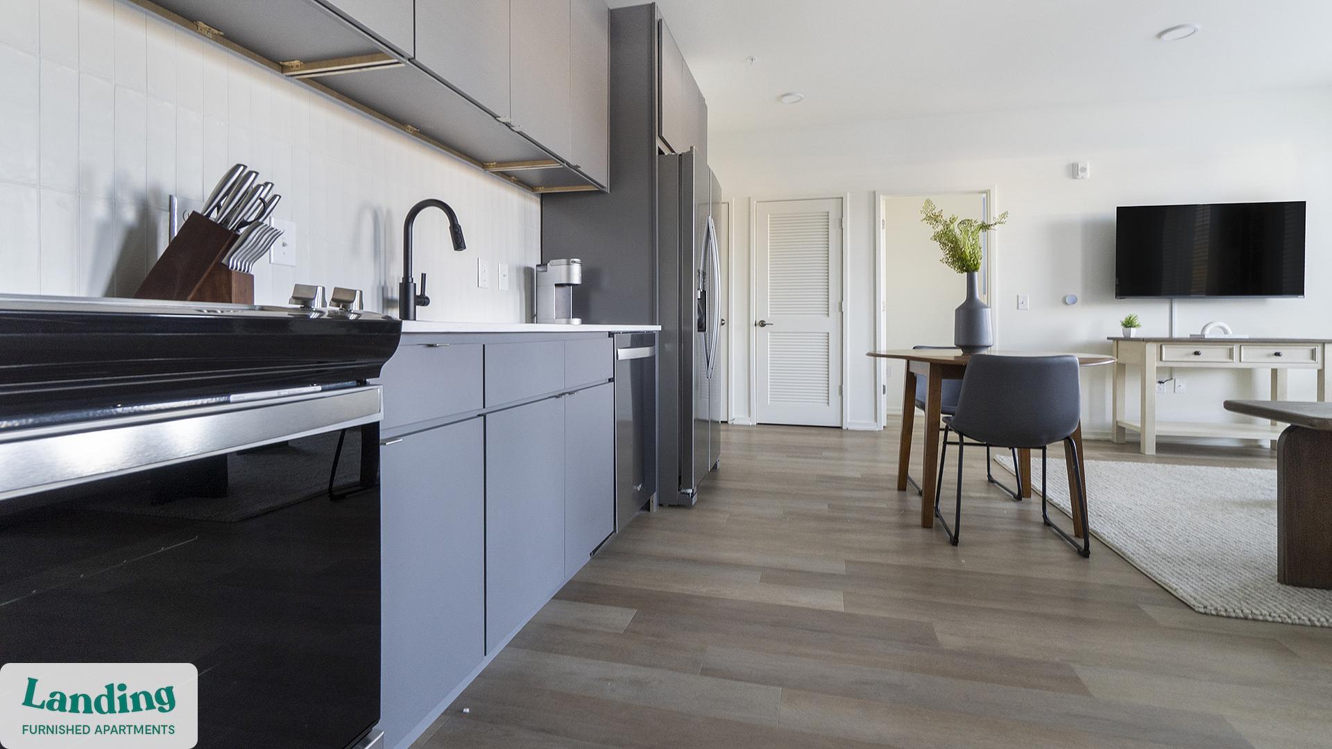 Building Photo - 815 Madison St