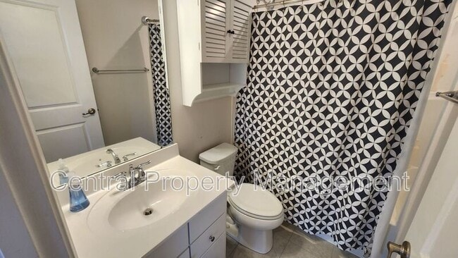 Building Photo - 322 Hunt Glenn Ct