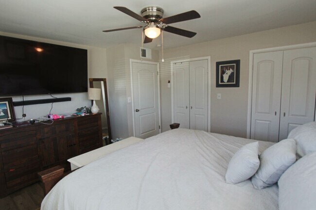 Building Photo - 419 S 100 E