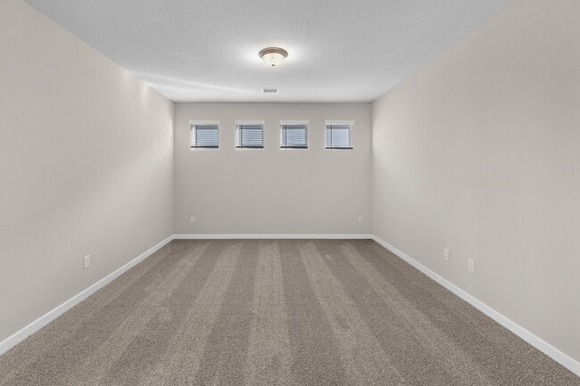 Building Photo - 1514 Blue Acer Dr